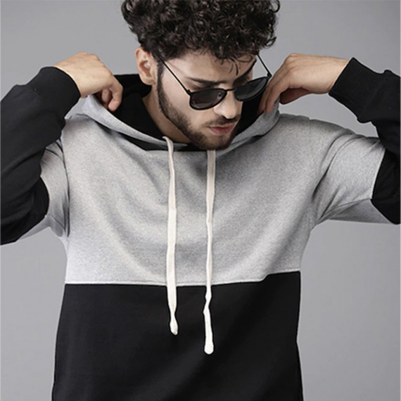 https://trendingfits.com/products/men-black-grey-colourblocked-hooded-sweatshirt