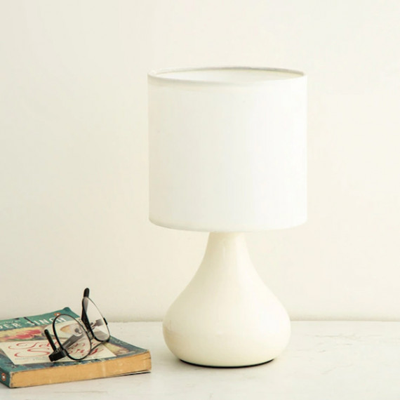 https://trendingfits.com/vi/products/white-solid-ambrose-corienth-contemporary-ceramic-table-lamp