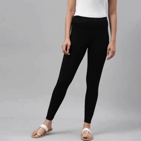 https://trendingfits.com/products/women-black-solid-ankle-length-leggings