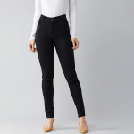 Women Blue Straight Fit Mid-Rise Clean Look Cropped Jeans