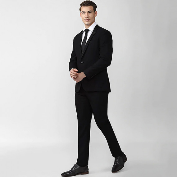 https://trendingfits.com/products/manq-mens-slim-fit-suit