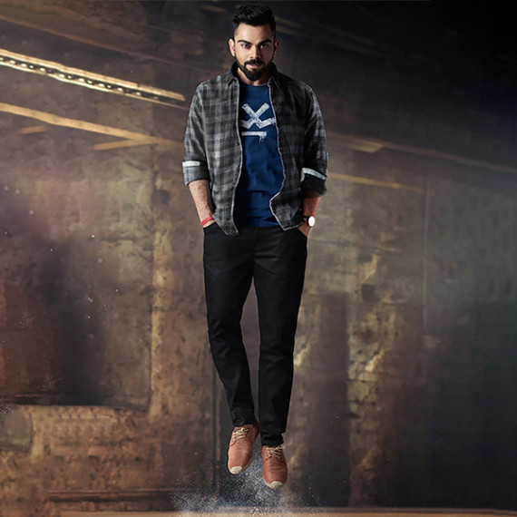 https://trendingfits.com/products/men-black-slim-fit-mid-rise-jeans