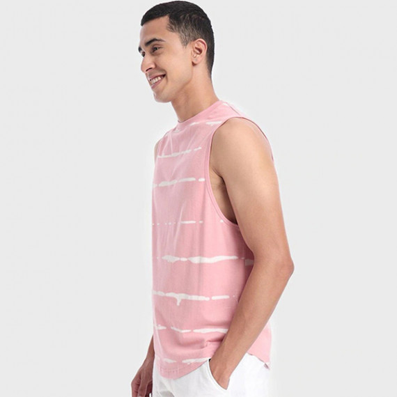 https://trendingfits.com/vi/products/men-pink-tie-dye-oversized-vest