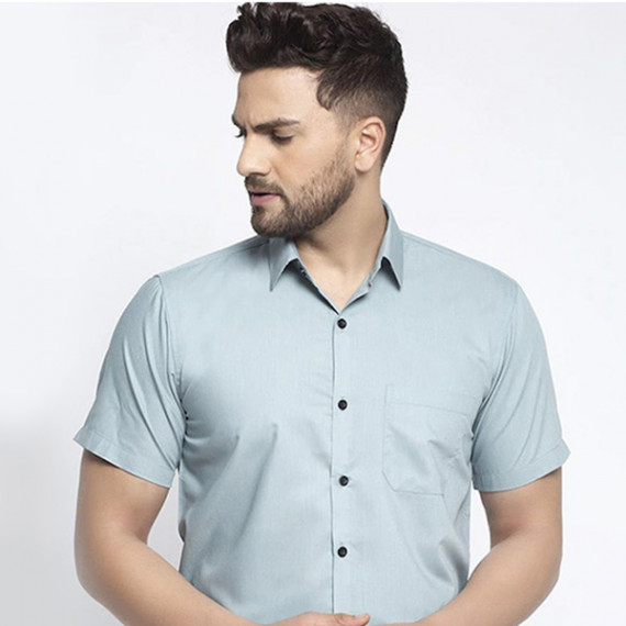 https://trendingfits.com/products/men-sea-green-regular-fit-solid-casual-shirt