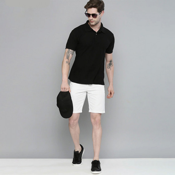 https://trendingfits.com/products/men-white-slim-fit-chino-shorts