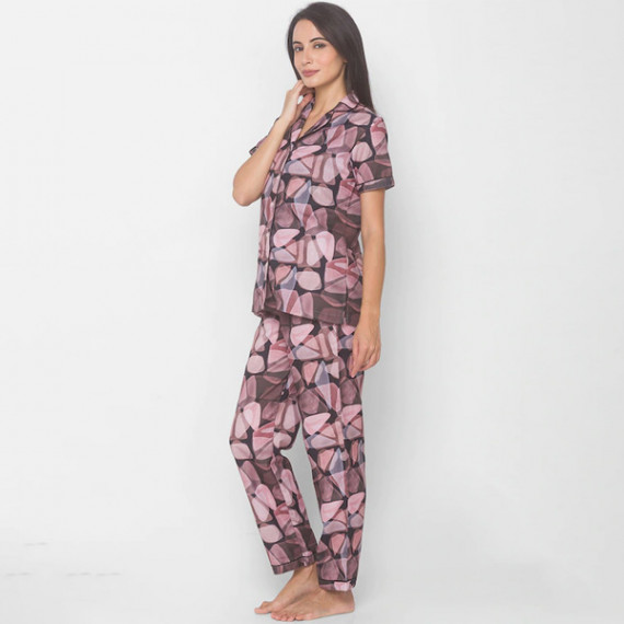 https://trendingfits.com/vi/products/women-black-abstract-printed-nightwear