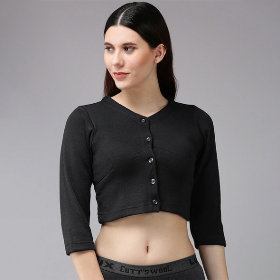 https://trendingfits.com/products/women-black-solid-slim-fit-cotton-thermal-top