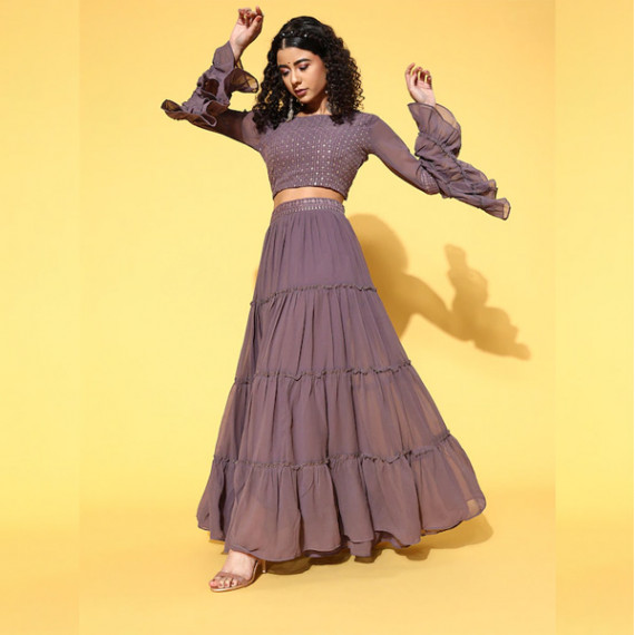 https://trendingfits.com/vi/products/elegant-mauve-embroidered-ready-to-wear-lehenga-choli-with-dupatta