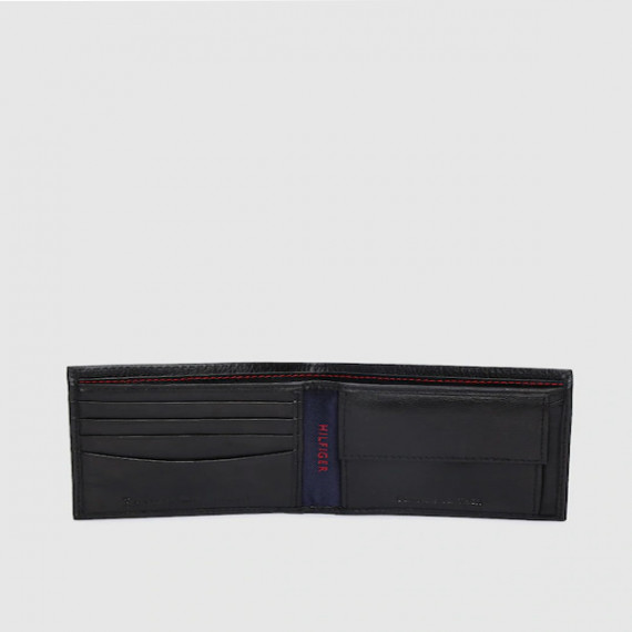 https://trendingfits.com/products/men-black-solid-genuine-leather-two-fold-wallet