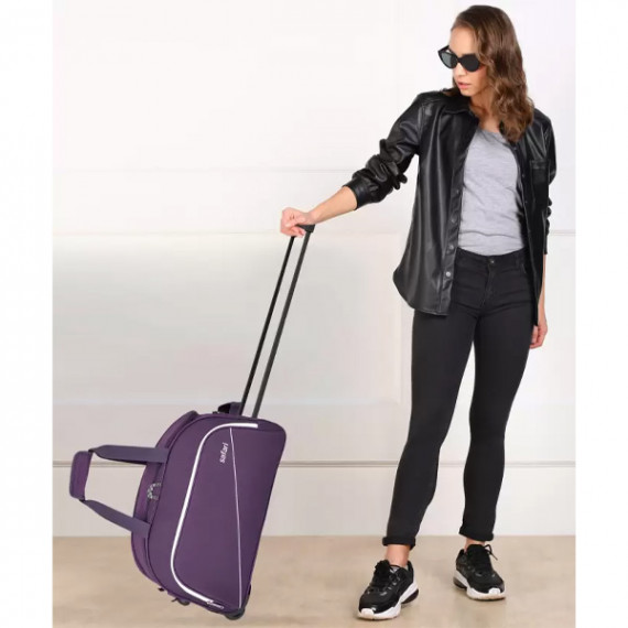 https://trendingfits.com/products/75-l-strolley-duffel-bag